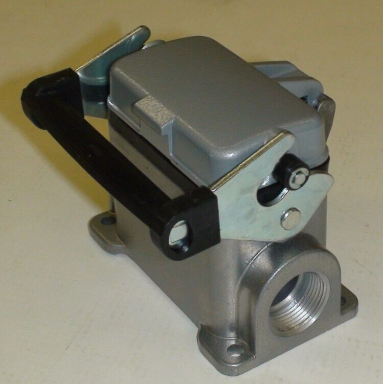 100369 EPIC HB 10 SURFACE MOUNT BASE, ONE ENTRY, COVER ,PG16
