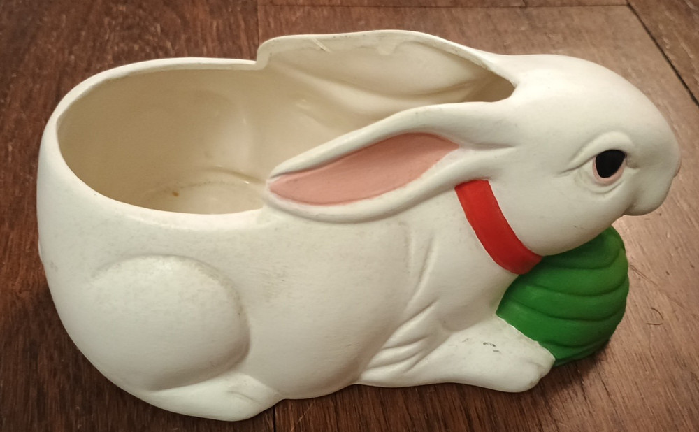 Vtg Hand Painted White 3D Rabbit w Cabbage Tulips Easter Spring Ceramic Planter