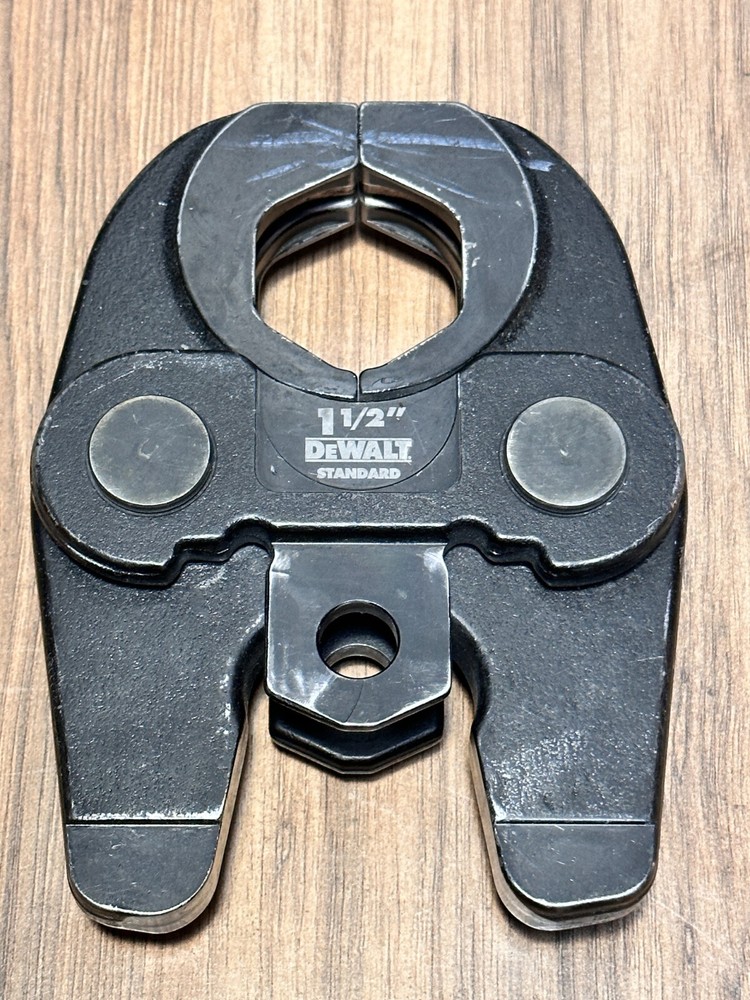 DEWALT 1 1/2 Copper Press Jaw