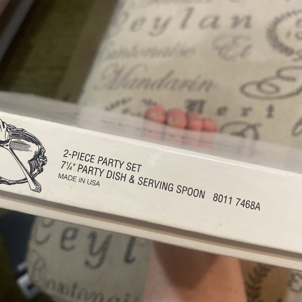 oneida silverplate 2-piece party set