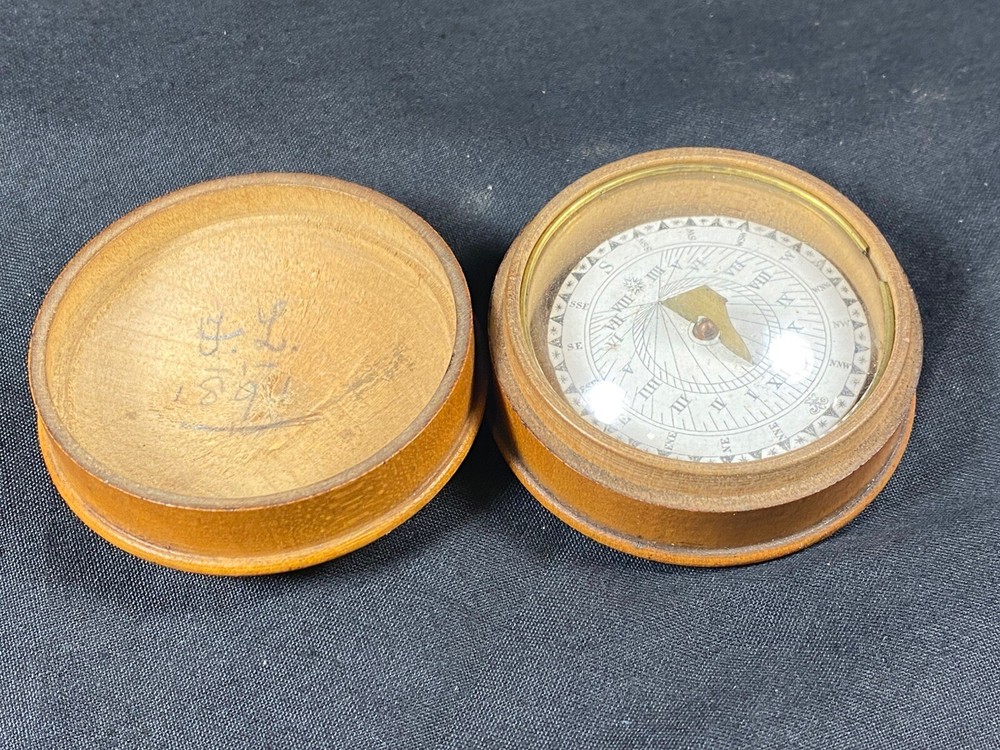 Victorian Wooden Sundial Compass