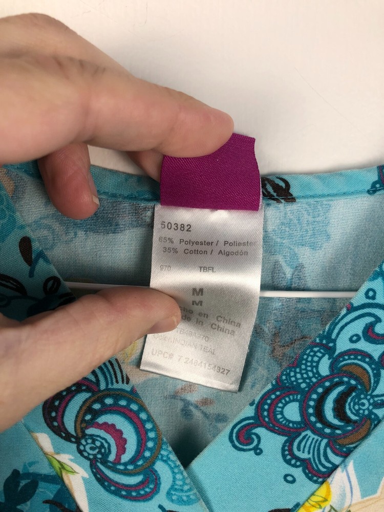 Disney Tinkerbell Ladies Scrub Top Size Medium