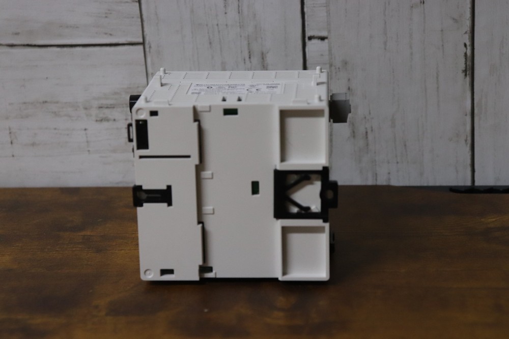 AUTOMATION DIRECT Click Plus PLC C2-02CPU-2