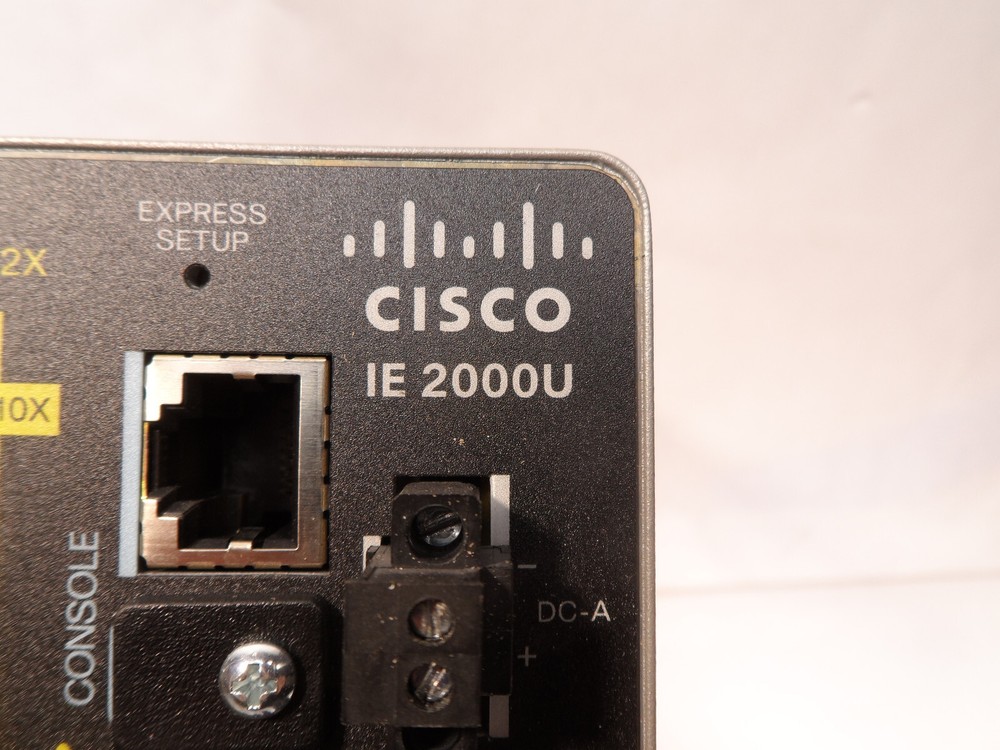 Cisco IE-2000U IE-2000U-16TC-G VO2