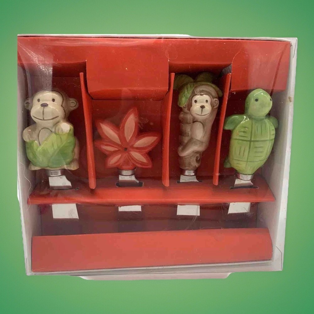 4 Tropical Spreaders Target 2008  Monkey Flower Sloth Turtle Ceramic Handle Cute