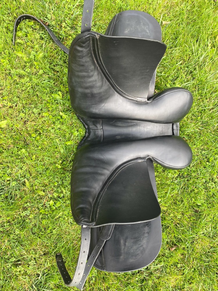 Dressage saddle Hulsebos WB4 17"
