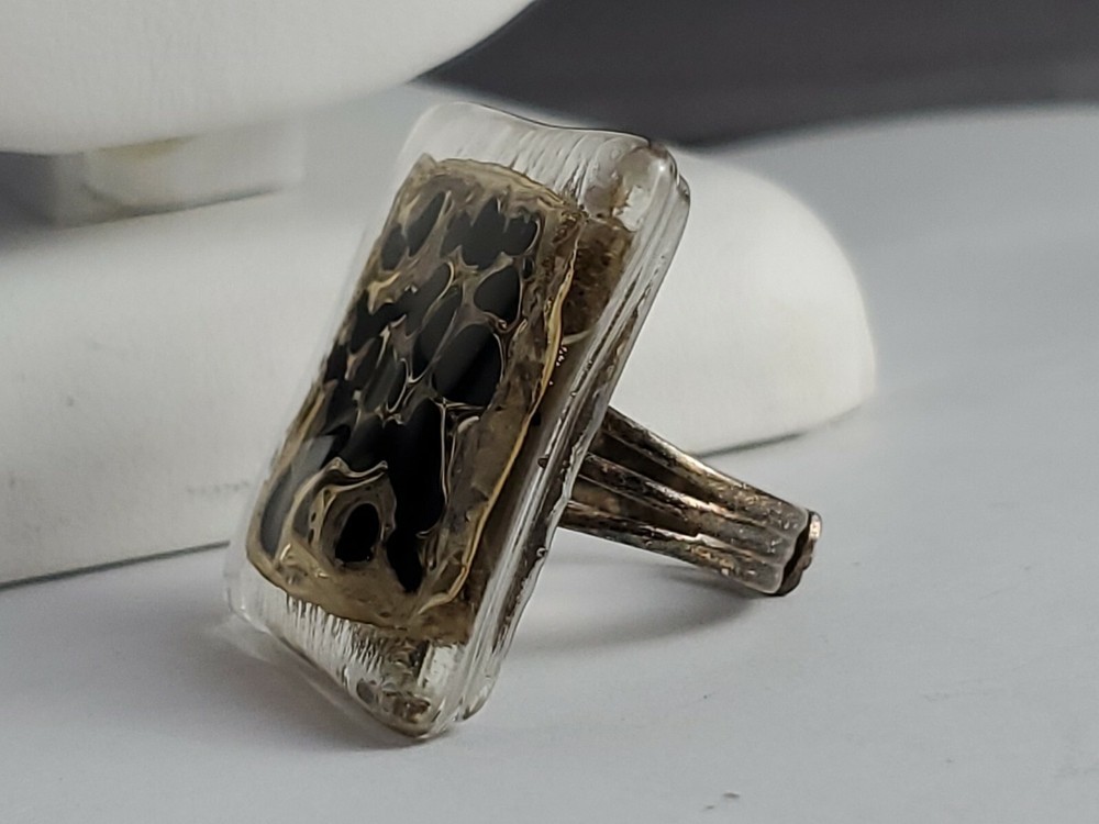 Silver art glass statement ring adjustment