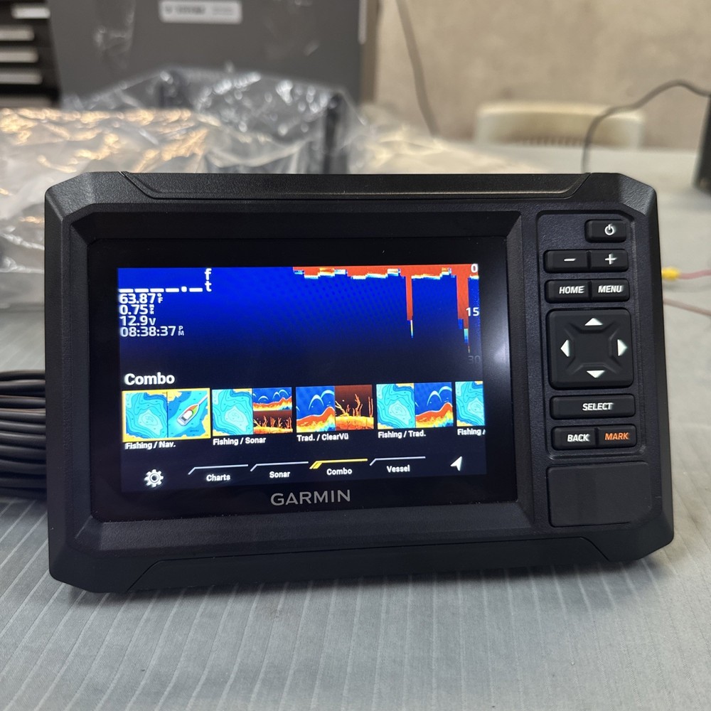 GARMIN ECHOMAP 5” UHD2 54CV + Transducer Chartplotter/Fishfinder Combo. SEE VID