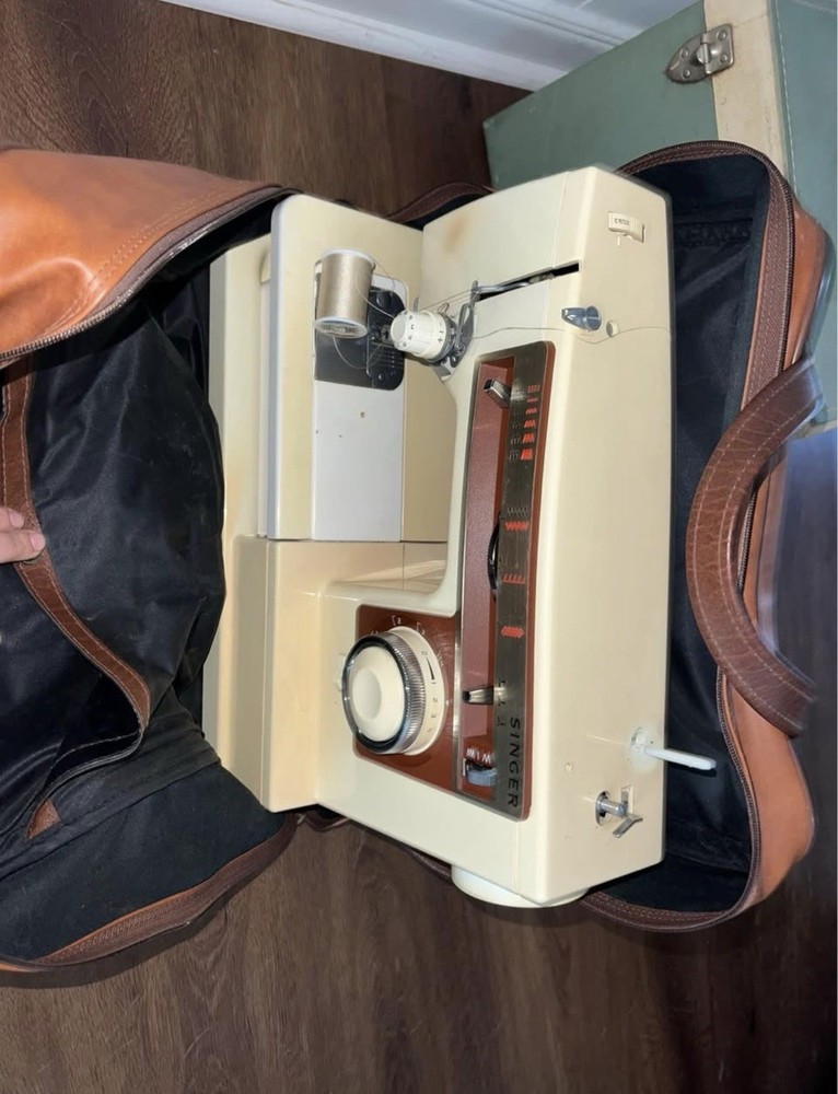 Singer Sewing Machine