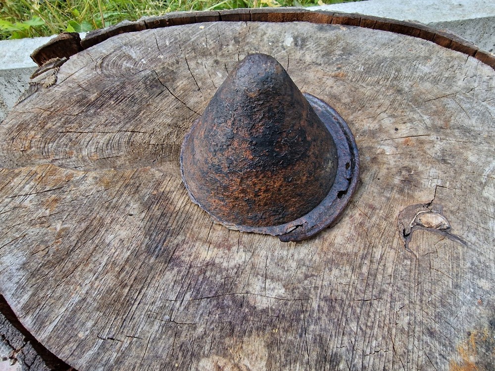 WW2 Accessories from the German bunker relic.