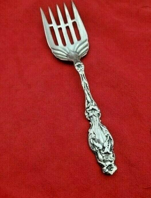 Lily Pattern Cast Sterling Silver Serving Fork with Bar Between Tines #12017