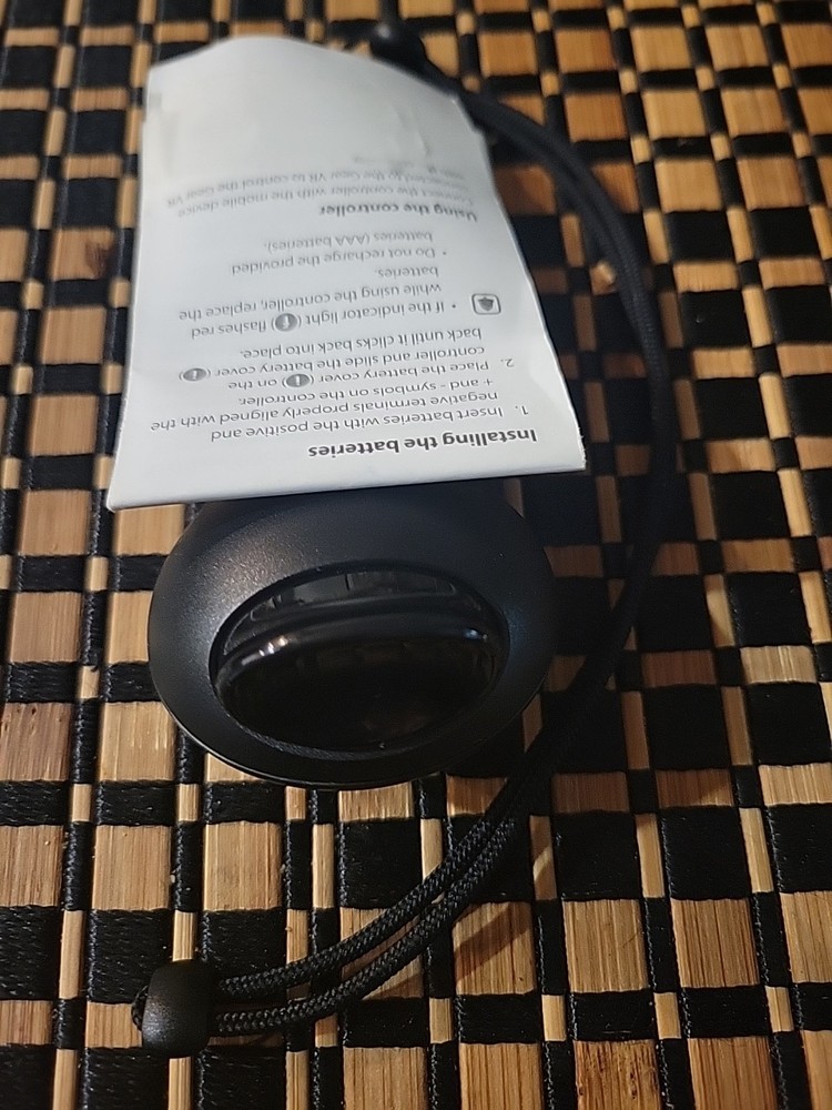 Samsung ET-YO324BBEGUS Gear VR Controller - Black