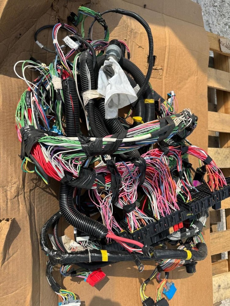 INTERNATIONAL PROSTAR Wiring Harness Dashboard Console ,Cab & Dash 2013-2017