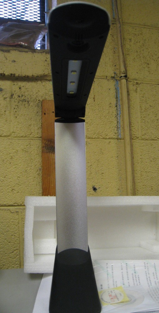 QOMO HITEVISION HZ-3700 PORTABLE DOCUTMENT CAMERA