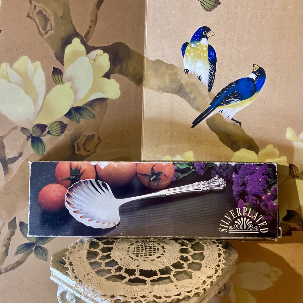 Silver Plated Scallop Shell Serving Spoon Ocean Cottage Core Kitchenalia