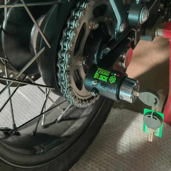TEKNOBLOCK TRIUMPH SCRAMBLER 1200-X MECHANICAL ANTI-THEFT SYSTEM