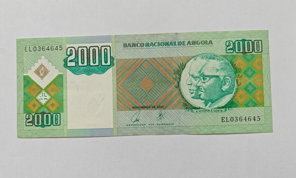 Angola 2000 Kwanzas 2003 XF+