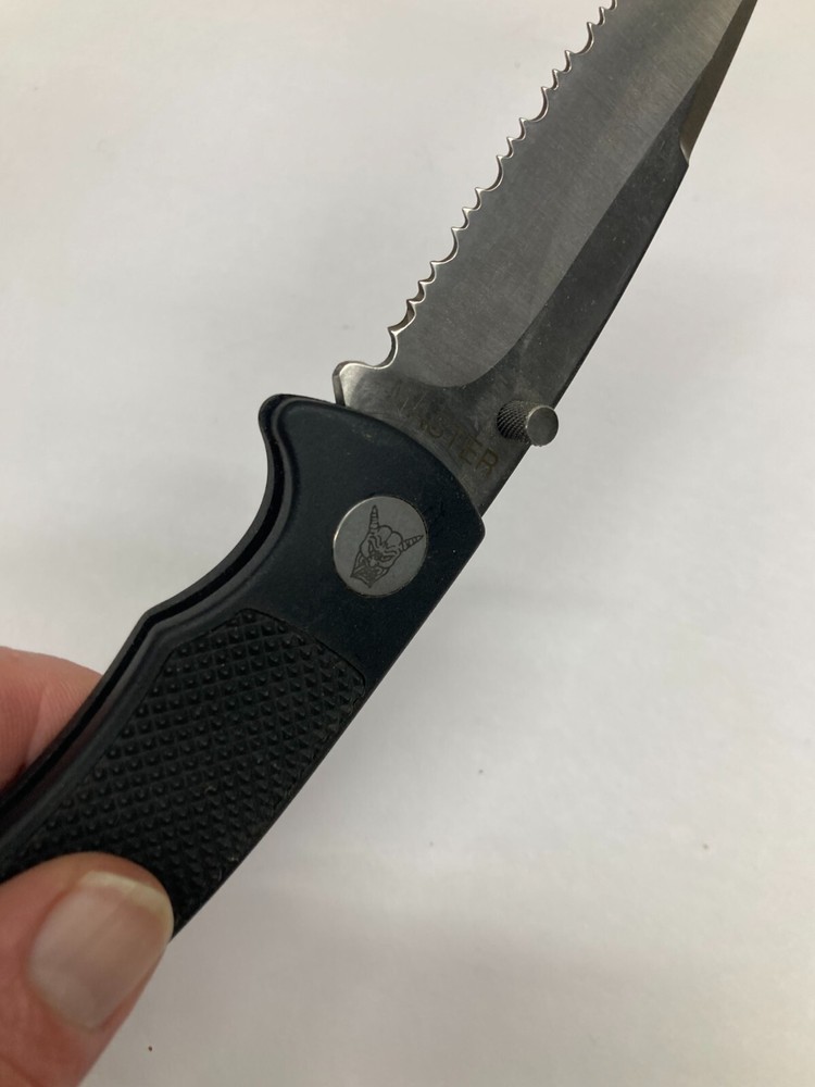 Master Black Tactical Lockback Serrated Edged Folding Knife D1-03A