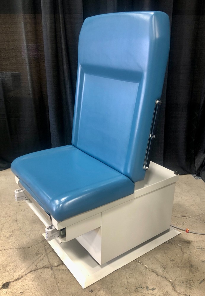UMF 5060 Power Exam Table
