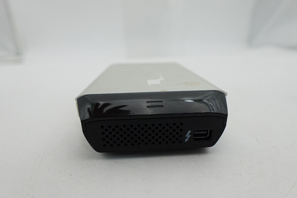 SEAGATE GO FLEX ADAPTER THUNDERBOLT & 1 TB BACK UP PLUS