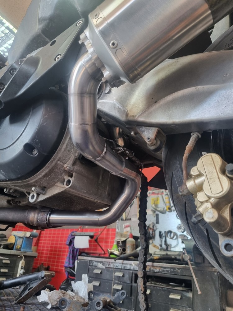Gilera Gp 800 Exhaust Link Pipe