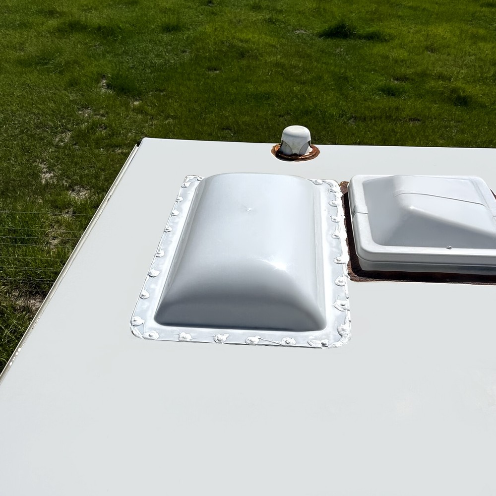 18" x 26" For RV Camper Skylight Exterior White Skylight Cover Roof Top