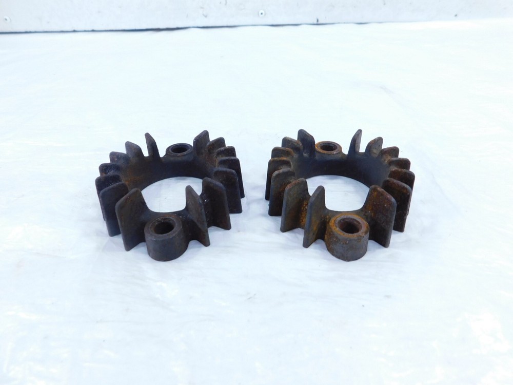 1976 76 Moto Guzzi Convert I V1000 Engine Exhaust Header Pipe Mount Nut Flanges