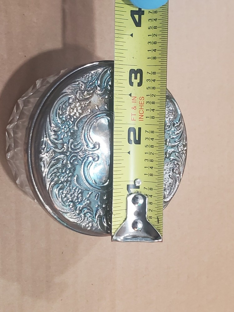 Davco Silver Ltd. Silver plated Powder Box