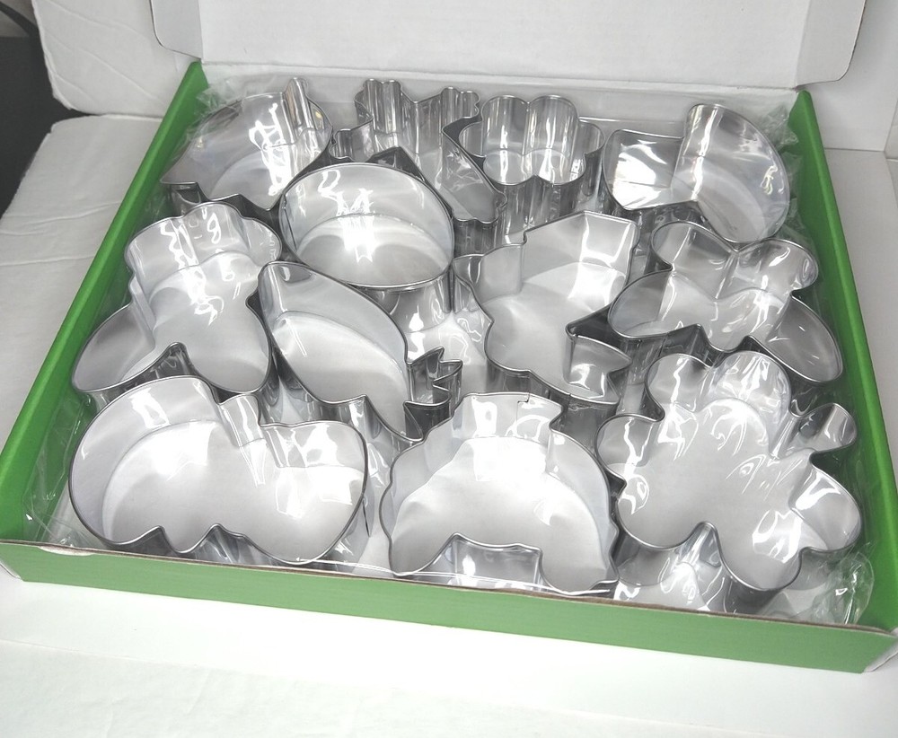 Happy Ester 12 Pieces Cookie Cutter Set