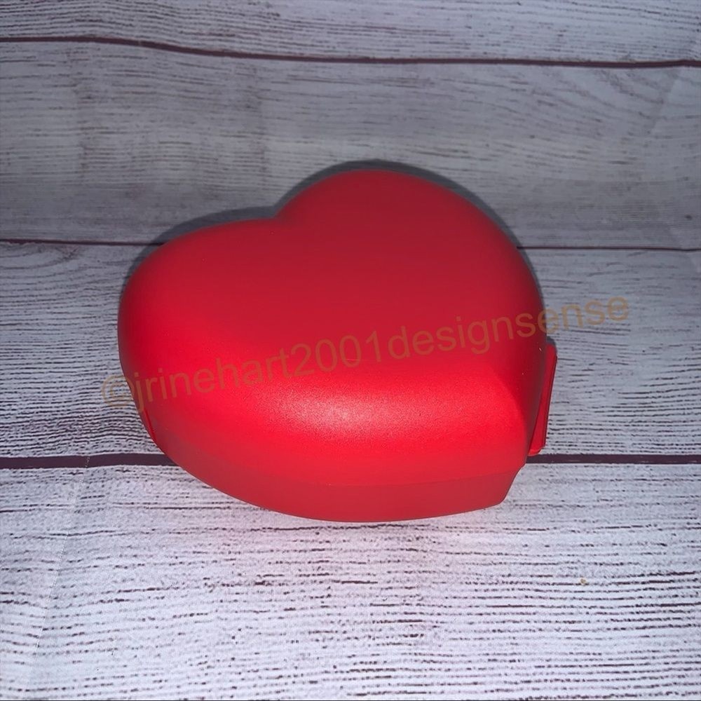 New Tupperware 5187 Red Heart Hinged Keeper