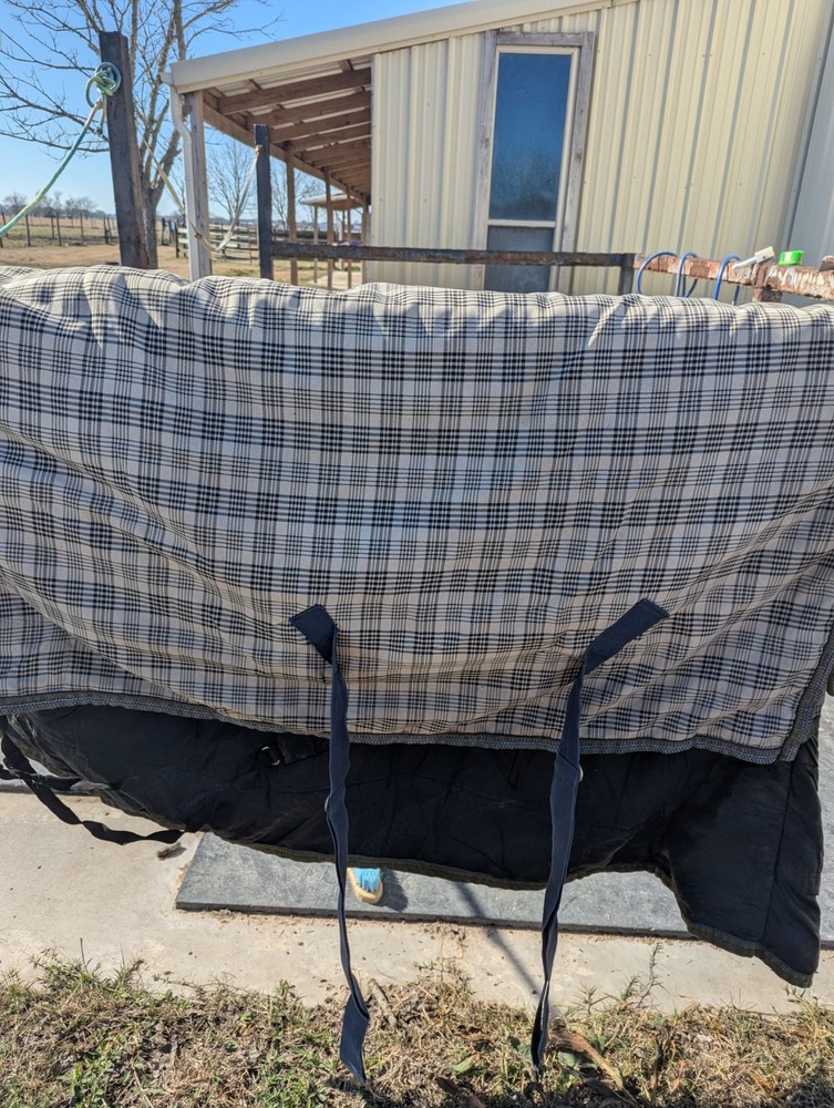 Baker Medium Weight Turnout Blanket