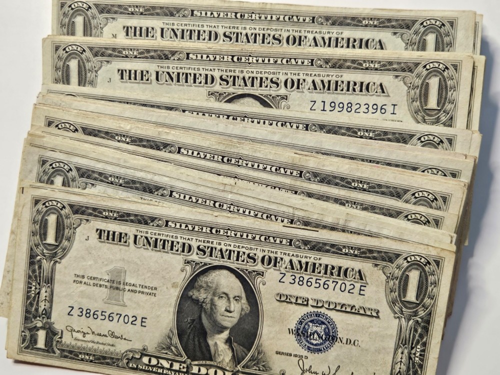 SERIES 1935 / 1957 $1 SILVER CERTIFICATE NOTE  VF-AU+