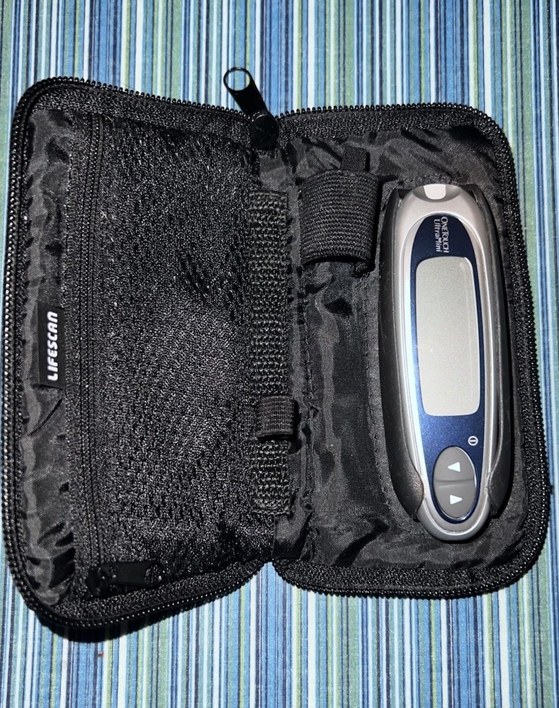 OneTouch Ultra Mini Glucose Meter & Case