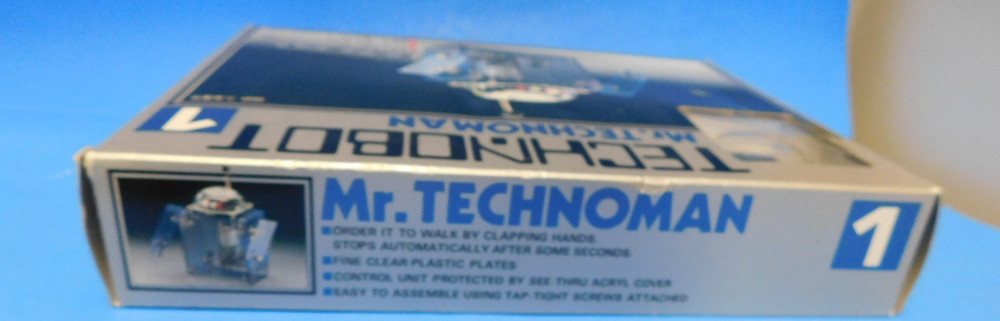 ! SUN STAR TECHNOBOT MR. TECHNOMAN ROBOT KIT LOOK !