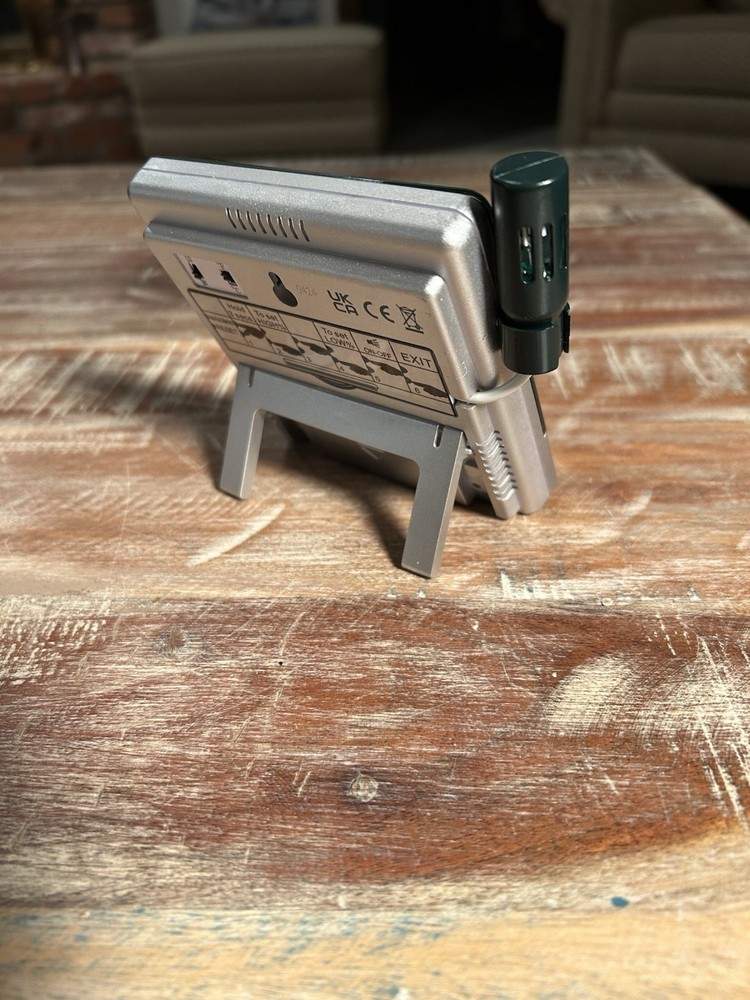 Extech 445815 Hygro-Thermometer Humidity Alert with Dew Point Programmable