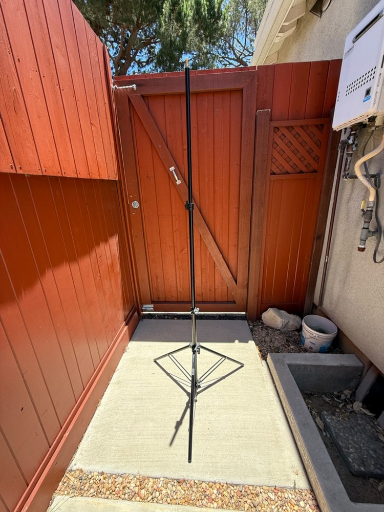 Manfrotto 366B 6-Foot Eco 6 Light Stand