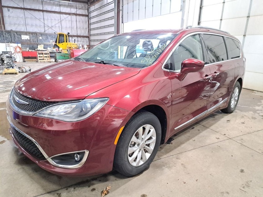2019 Pacifica Amplifier,68338770 Sku#4318513