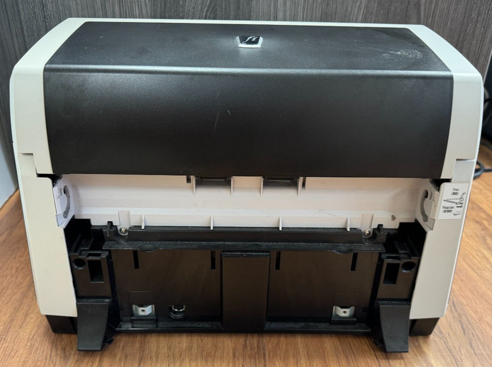 Fujitsu Fi-6670 Document Scanner