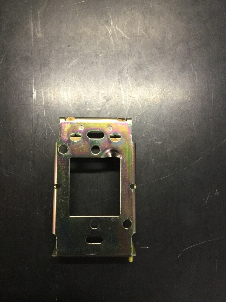 NEW, HONEYWELL, T7500A-1003, ELECTRONIC TEMPERATURE CONTROLLER, (18B-3)