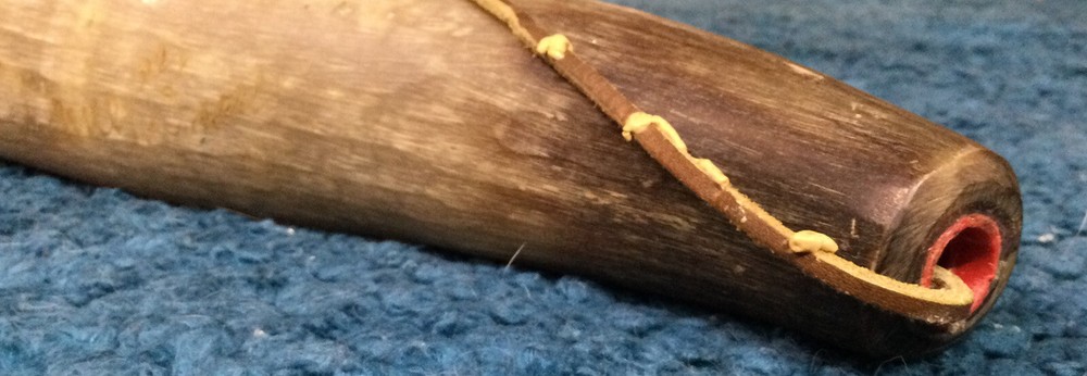 Antique Hand Carved Scrimshaw Muzzle Loading Powder Horn