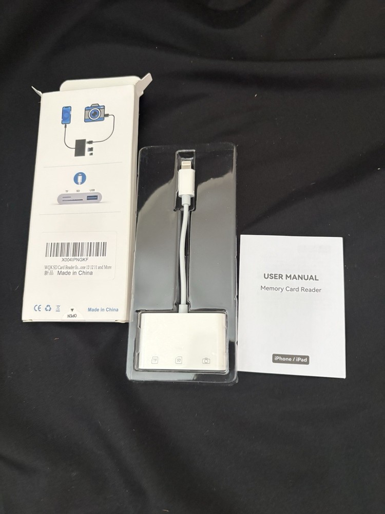 Lightning to SD/TF Card Camera Reader Adapter for iPhone/iPad – New