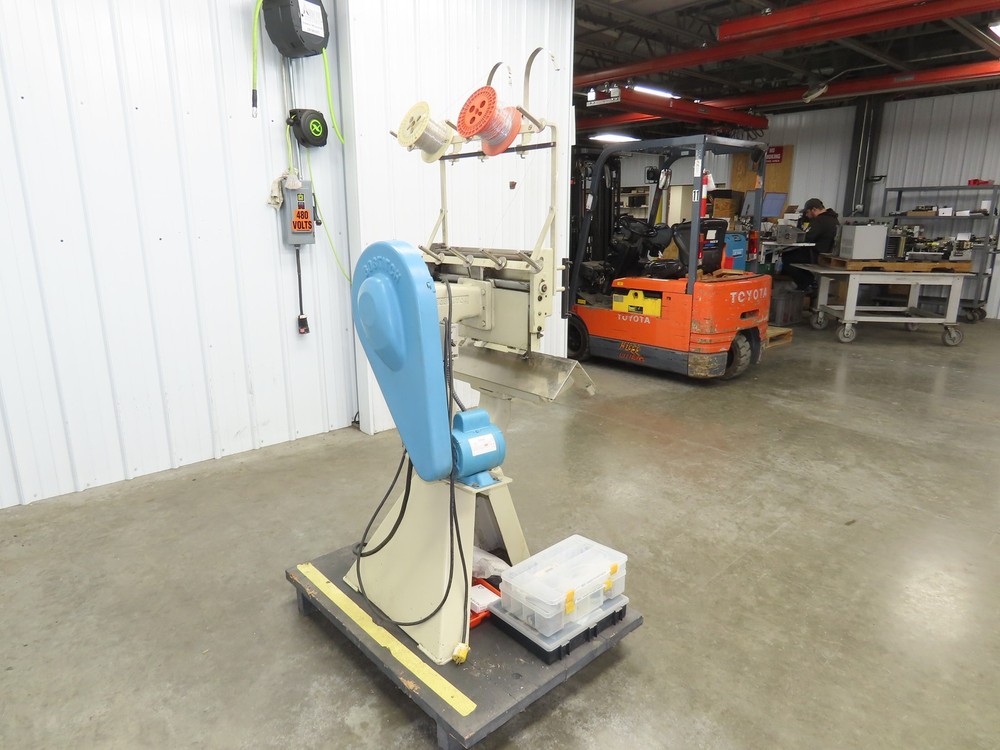 Bostitch 17 Bronco Multi Head Stitcher Saddle Industrial Wire Stapler 115V