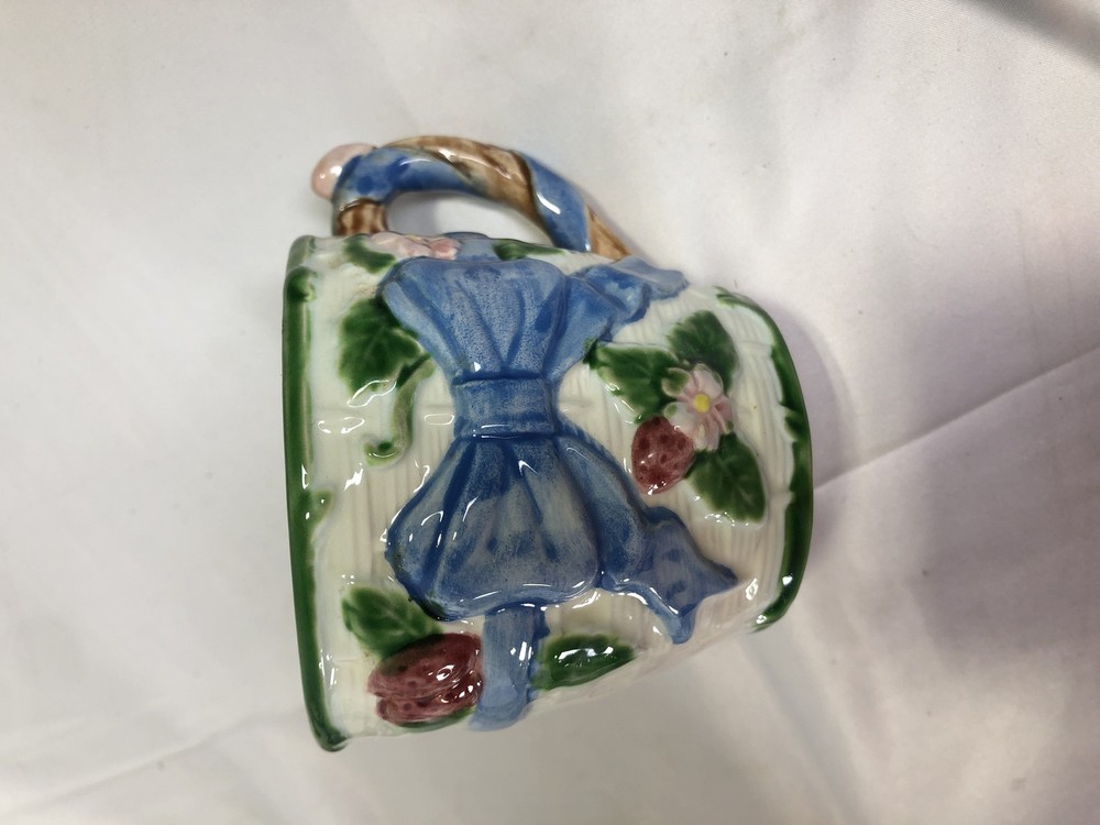 Haidon Group Strawberry Basket Ceramic Dinnerware Pitcher Cups Plates 1986 22Pc