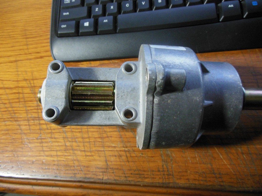 Uflex G86 Standard Rack Helm