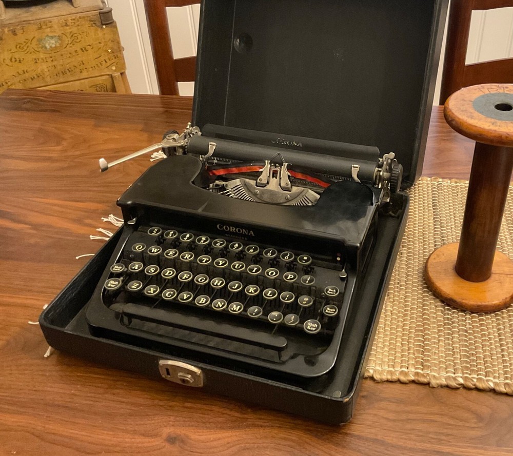 Antique 1930s Corona Standard Portable Typewriter Flat Top w/Case Nice