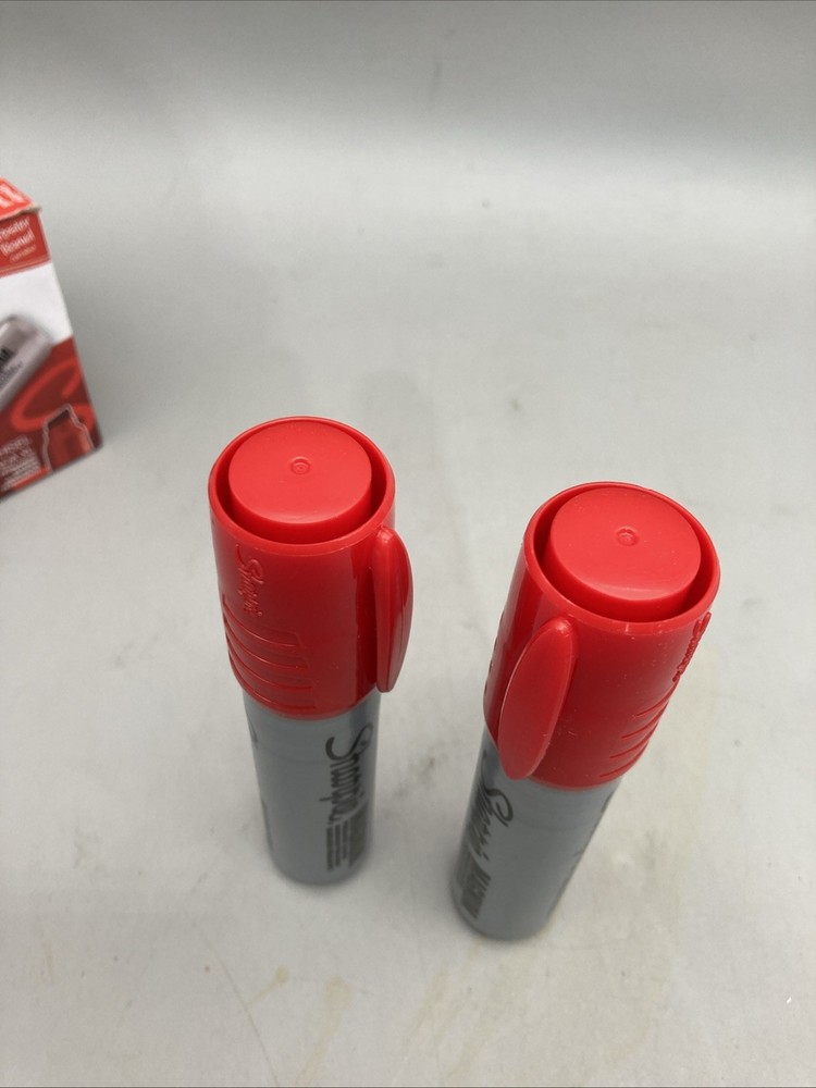 2 Pack Sharpie Magnum Red (Sharpie 44002) New