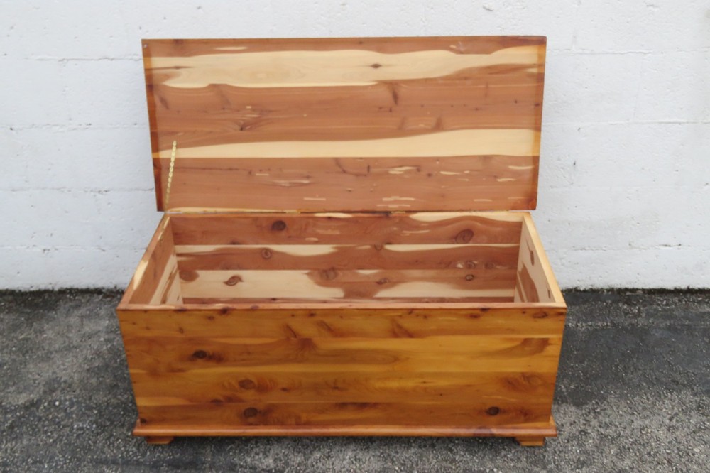 Solid Cedar Hope Chest Blanket Trunk Bench 6175