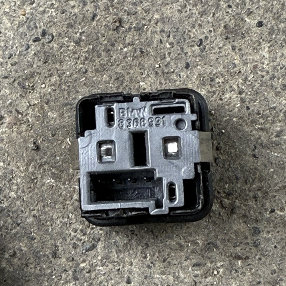 OEM BMW E36 3 SERIES Central Locking System Console Switch Button W/ Frame