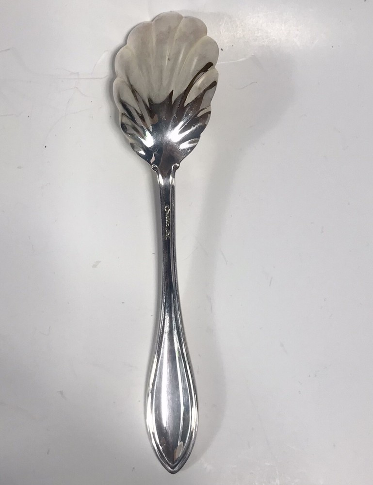 Oneida Silver Plate Sugar Spoon Arbor Shell Shaped Serving Utensil Flatware G17
