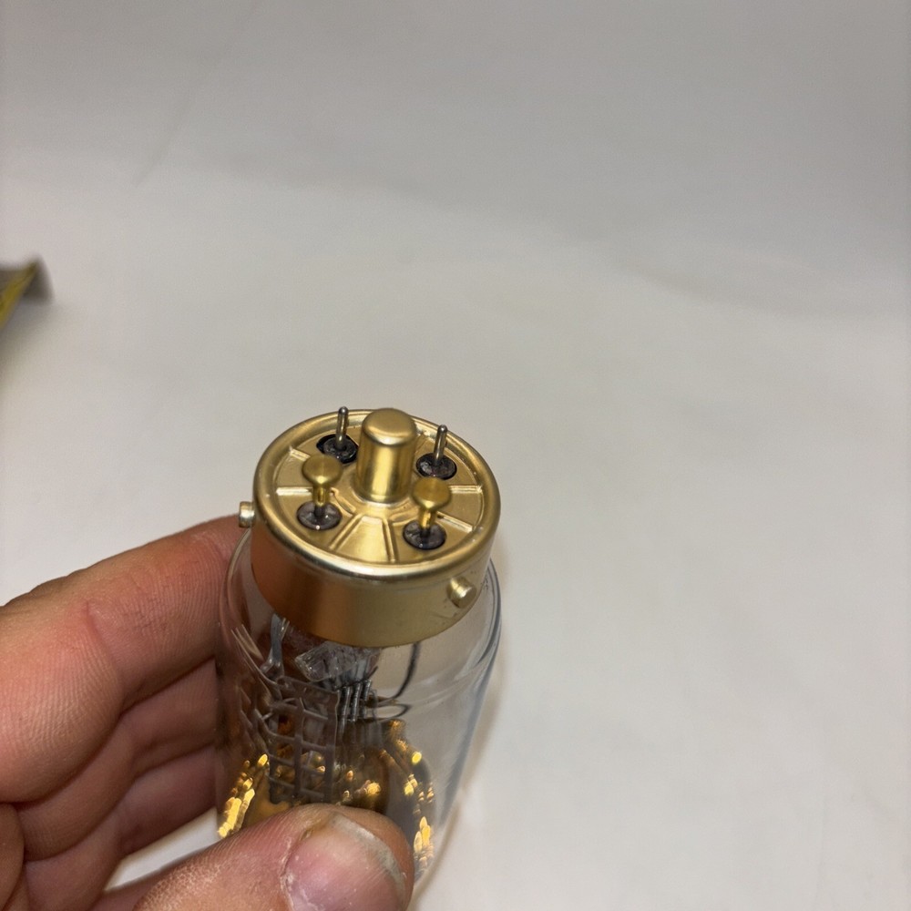 DFR (DBJ) "Gold Top" Projector Projection Lamp Bulb 500W